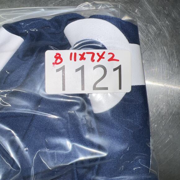 CBR Women's Pullover Size XL Blue Long Sleeve Pullover Anchor V-Neck - Picture 11 of 11